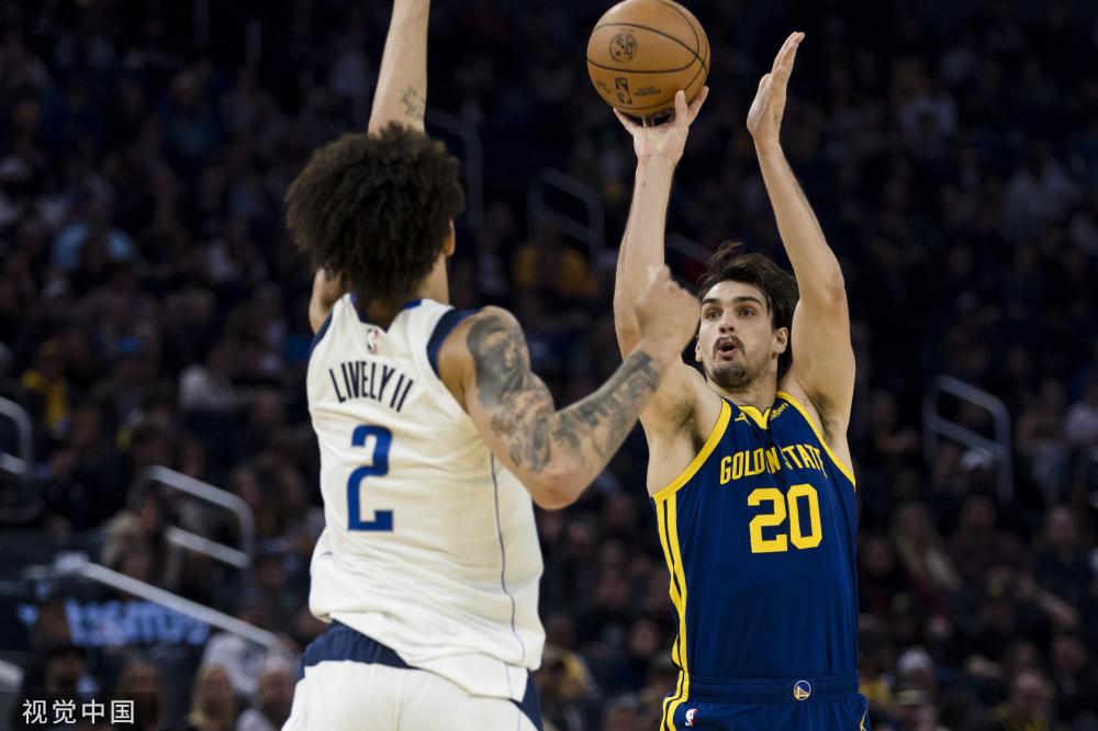 他们展示出 他们展示出