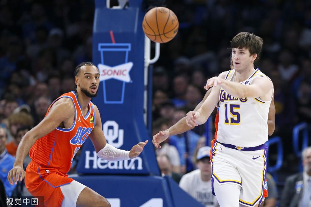 中脱颖而出 中脱颖而出